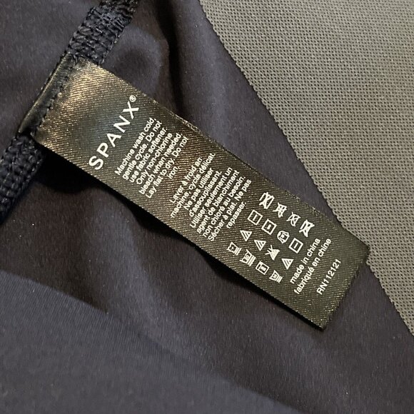 SPANX Every Wear Mesh Contour Active Leggings SZ Large 50082R Navy Black Stretch - Picture 9 of 13